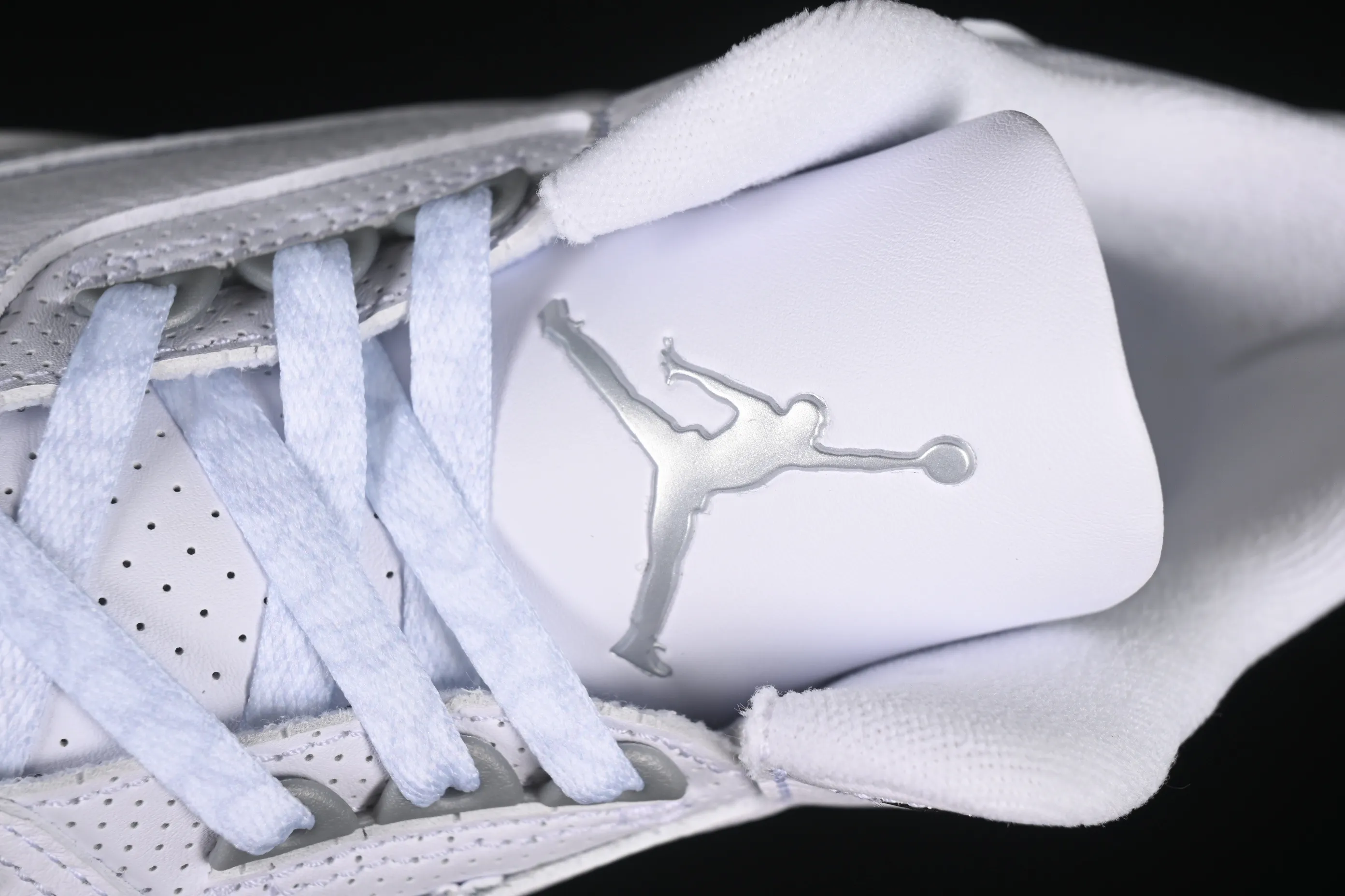 All categories Air Jordan Jordan series basketball shoes Air Jordan 3 OG version Air Jordan 3 Retro "Pure Money" AJ3 Joe 3 replica white cat CT8532-111